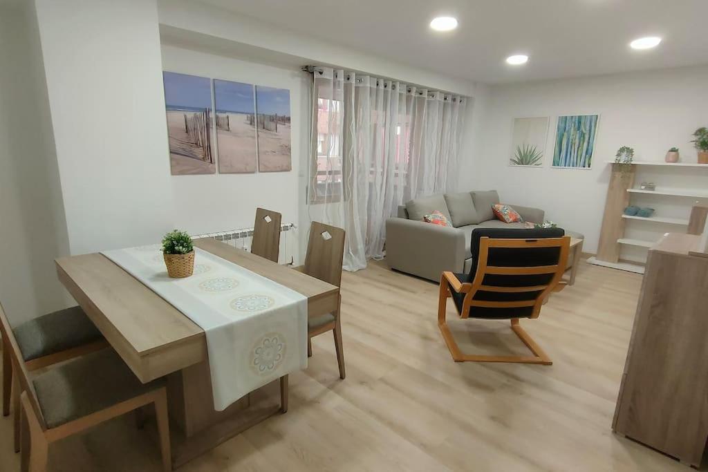 Leon Puro Centro Apartment Luaran gambar